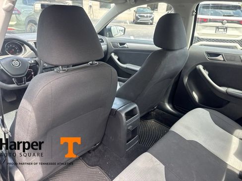 Used 2018 Volkswagen Jetta S FWD image 11