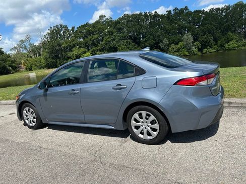 Used 2024 Toyota Corolla LE FWD image 4