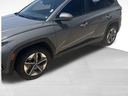 Used 2025 Hyundai Tucson SEL AWD/4WD image 1