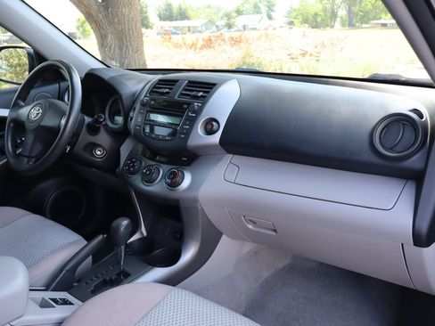 Used 2006 Toyota RAV4 4WD image 18