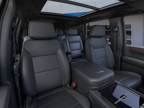 New 2026 GMC Yukon Denali w/ Sun & Power Step Package AWD/4WD image 16
