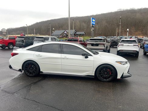 Used 2021 Toyota Avalon TRD image 3