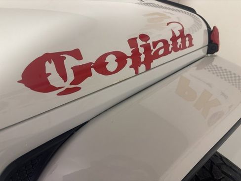 Used 2021 Jeep Gladiator Willys image 3