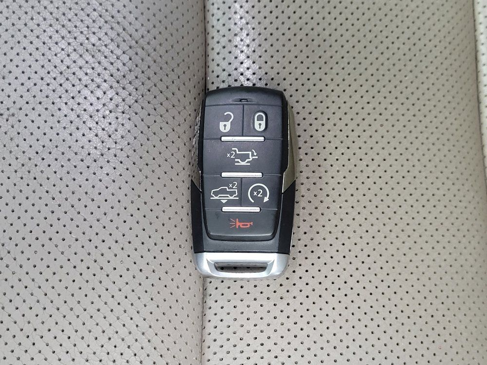 Used 2019 RAM 1500 Limited AWD/4WD image 32