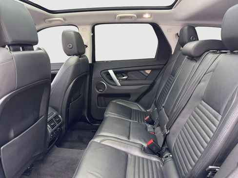Used 2020 Land Rover Discovery Sport S image 38