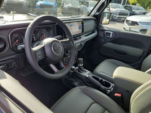 New 2026 Jeep Gladiator Mojave image 3