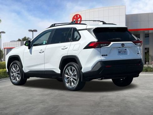 Certified 2019 Toyota RAV4 XLE Premium w/ Carpet Mat Package FWD image 7
