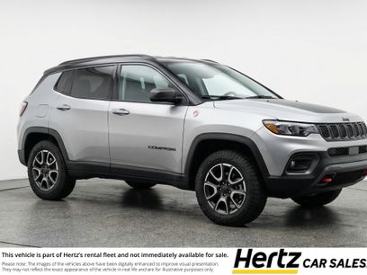Used 2025 Jeep Compass Trailhawk