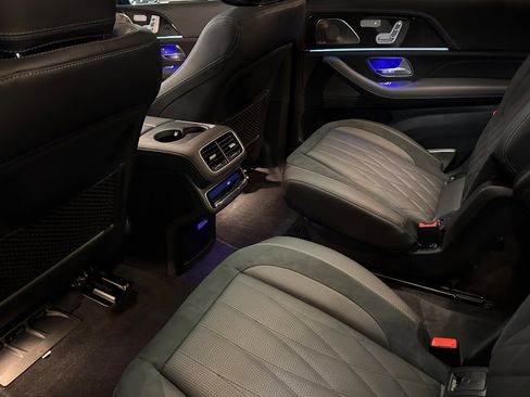 New 2026 Mercedes-Benz GLS 63 AMG 4MATIC image 13