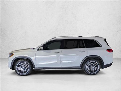Certified 2024 Mercedes-Benz GLS 450 4MATIC image 12