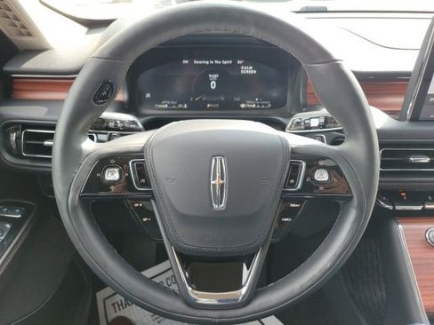 Used 2024 Lincoln Aviator Reserve w/ Elements Package Plus AWD/4WD image 7
