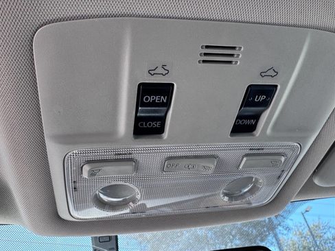 Used 2016 Toyota Corolla S image 25