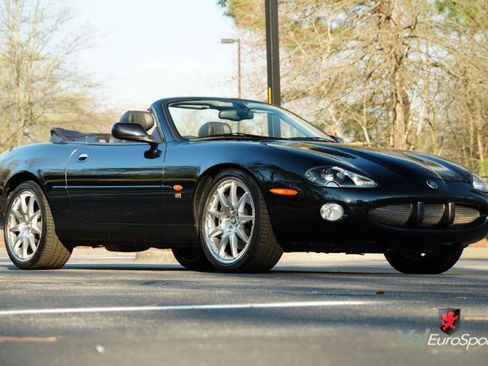 Used 2003 Jaguar XK8 Convertible image 31