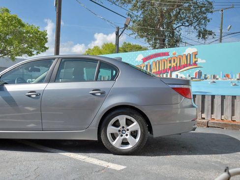 Used 2008 BMW 535xi Sedan w/ Premium Pkg AWD/4WD image 9