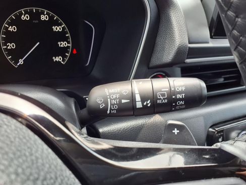 Used 2025 Honda Pilot EX-L image 19
