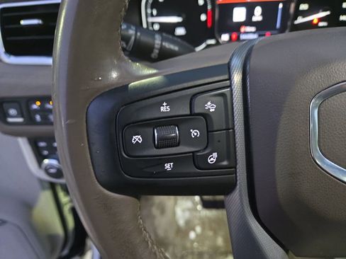 Used 2021 GMC Yukon XL Denali image 19