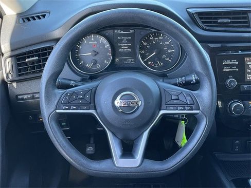 Used 2017 Nissan Rogue S image 12