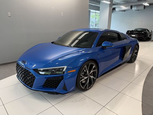 Used 2023 Audi R8 V10 performance w/ Premium Package RWD image 2