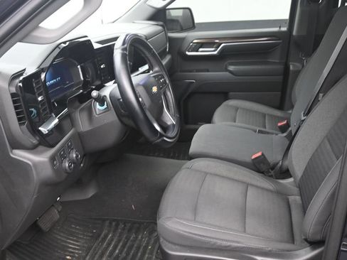 Used 2023 Chevrolet Silverado 1500 LT AWD/4WD image 10