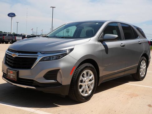 Used 2023 Chevrolet Equinox LT FWD image 7