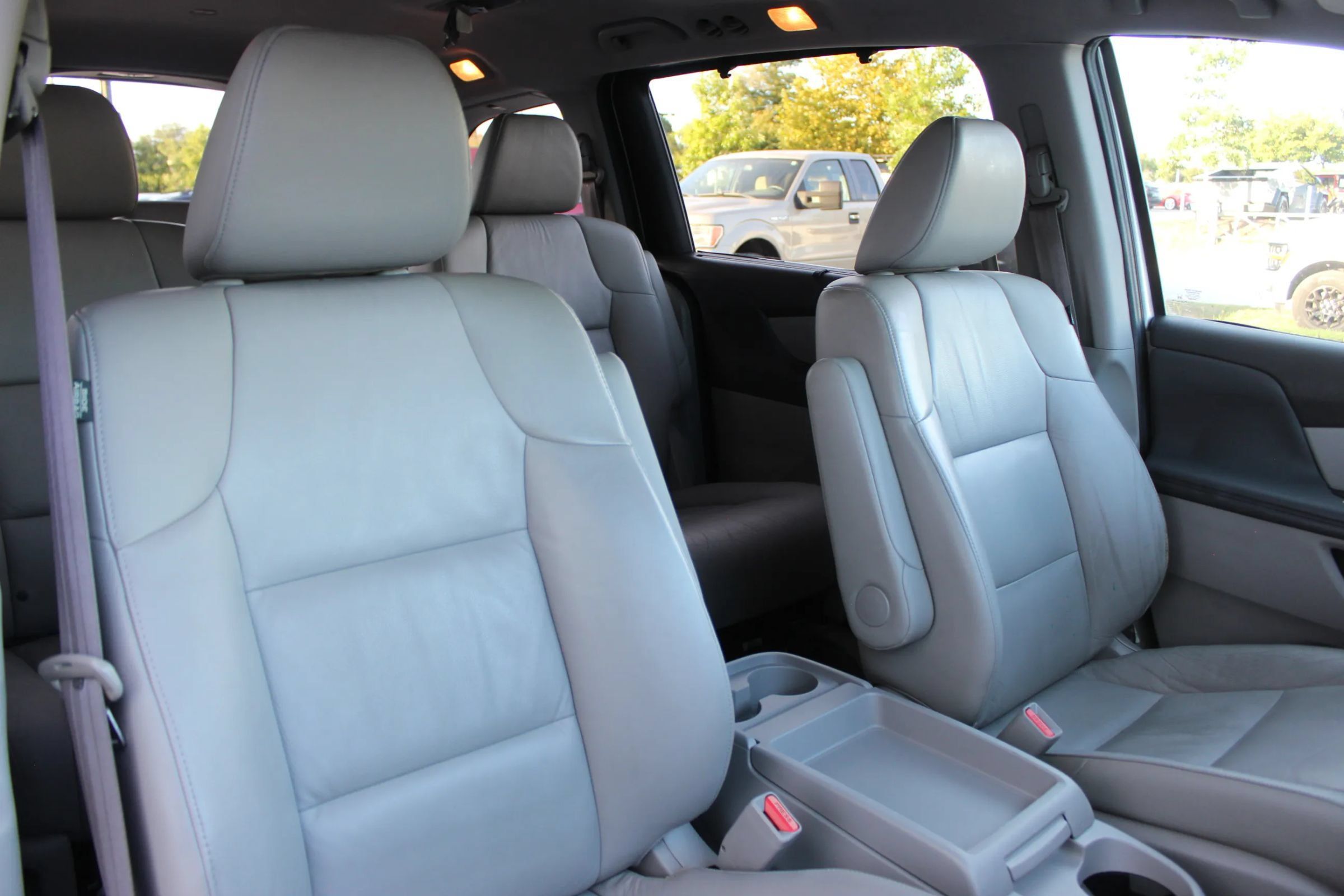 Used 2012 Honda Odyssey EX-L image 28