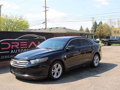 Used 2017 Ford Taurus SE