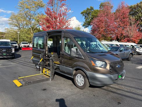 Used 2017 Ford Transit 350 XL image 39