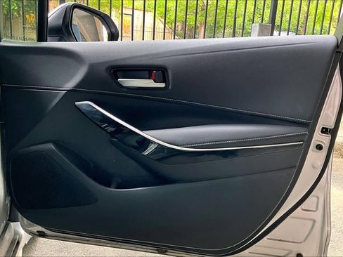 Used 2019 Toyota Corolla XSE FWD image 22
