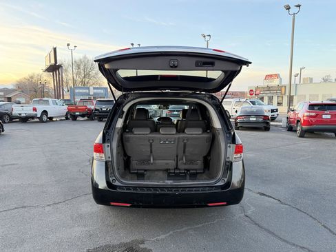 Used 2017 Honda Odyssey EX-L image 8