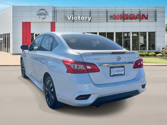 Used 2016 Nissan Sentra SR w/ SR Premium Package FWD image 5