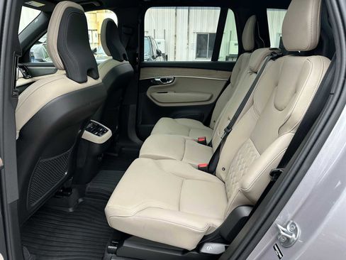 Used 2026 Volvo XC90 B6 Plus w/ Protection Package Premier AWD/4WD image 15