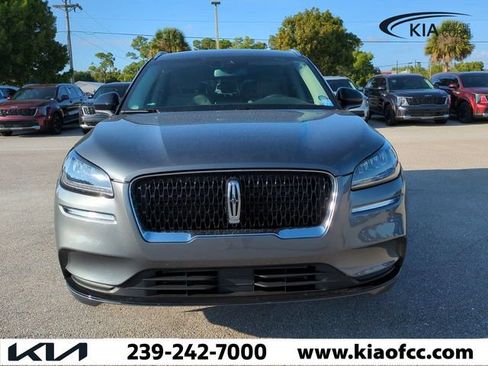 Used 2021 Lincoln Corsair AWD w/ Sport Package image 4