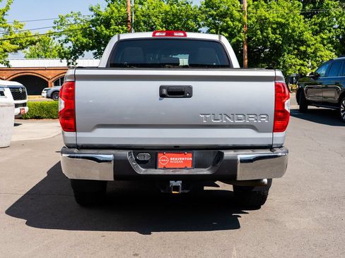 Used 2017 Toyota Tundra SR5 w/ TRD Off Road Package AWD/4WD image 5