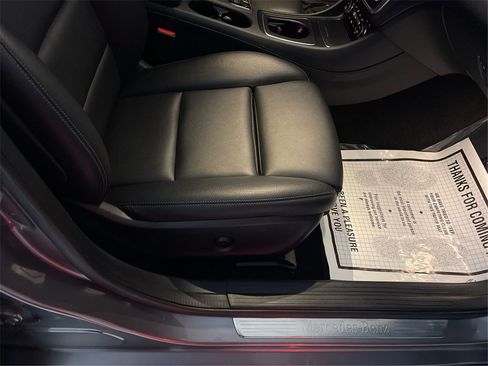 Used 2018 Mercedes-Benz GLA 250 4MATIC image 38