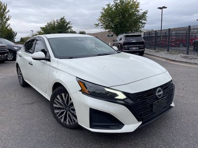 Used 2023 Nissan Altima 2.5 SV