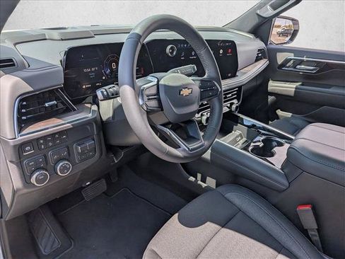 Used 2026 Chevrolet Suburban LS w/ LS Custom Edition AWD/4WD image 9