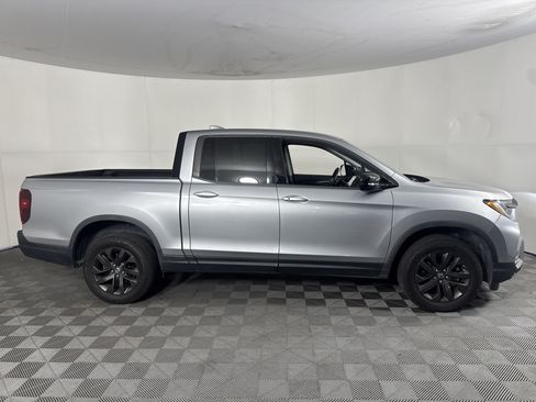 Used 2023 Honda Ridgeline Sport image 3