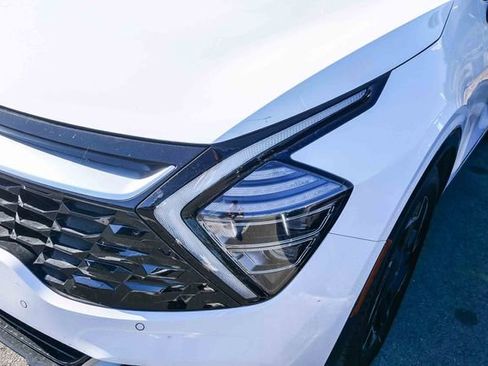 Certified 2023 Kia Sportage SX image 5