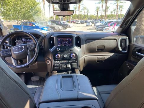 Used 2021 GMC Sierra 3500 Denali w/ Denali Ultimate Package AWD/4WD image 11
