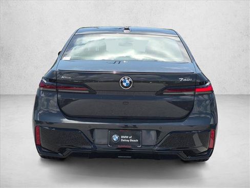 New 2026 BMW 740i xDrive AWD/4WD image 7