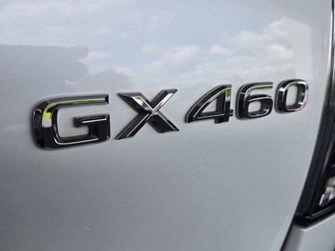 Used 2022 Lexus GX 460 Premium w/ Premium Plus Package AWD/4WD image 7