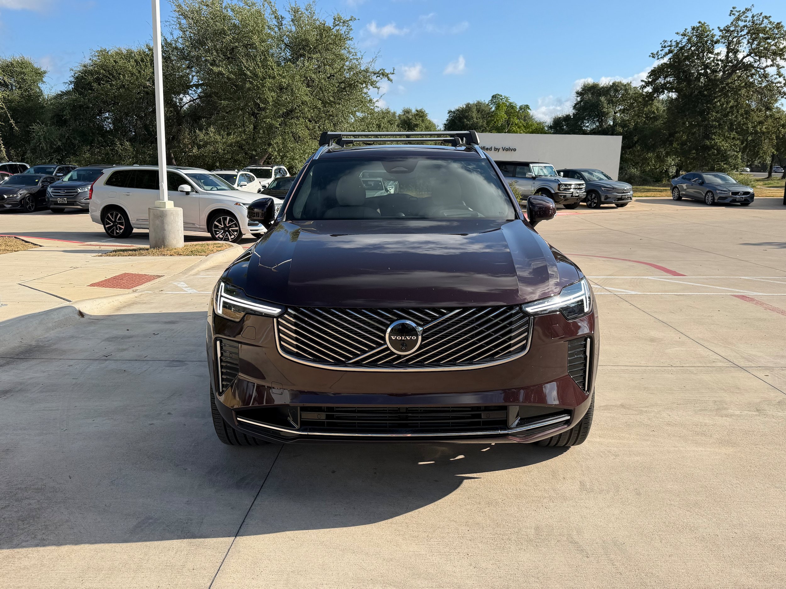 Certified 2025 Volvo XC90 T8 Ultra AWD/4WD image 8