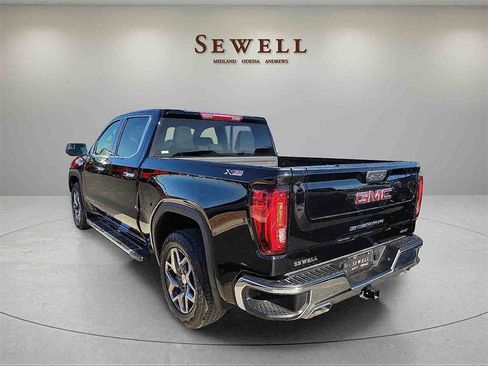 Certified 2024 GMC Sierra 1500 SLT image 3