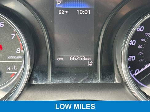 Used 2019 Toyota Camry SE FWD image 28