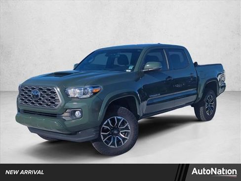 Used 2022 Toyota Tacoma TRD Sport w/ Technology Package image 1