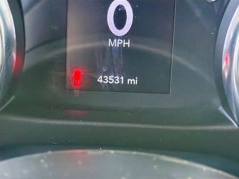 Used 2022 Jeep Gladiator Sport image 40