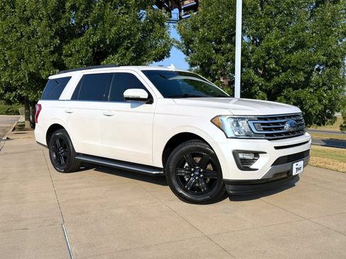 Used 2019 Ford Expedition XLT w/ Equipment Group 202A RWD image 1