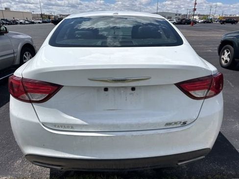 Used 2015 Chrysler 200 S FWD image 5