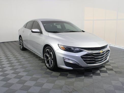 Used 2022 Chevrolet Malibu LT image 24