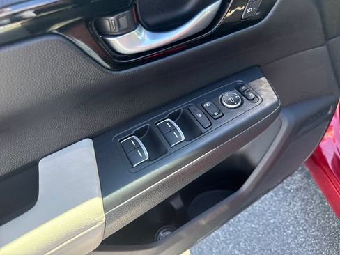 Used 2023 Honda CR-V EX-L image 10